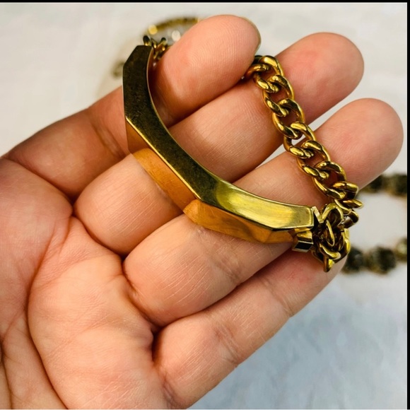 COPY - Listing for @amberh2005 Includes one gold colored bar chain bracelet Mad… - Picture 3 of 3